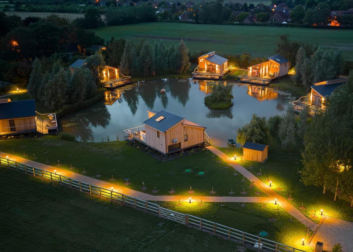 Woad Mill Lakeside Lodges Boston Kültér fotó